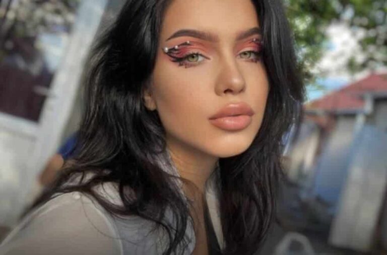 When a cammodel does not want to talk about sex